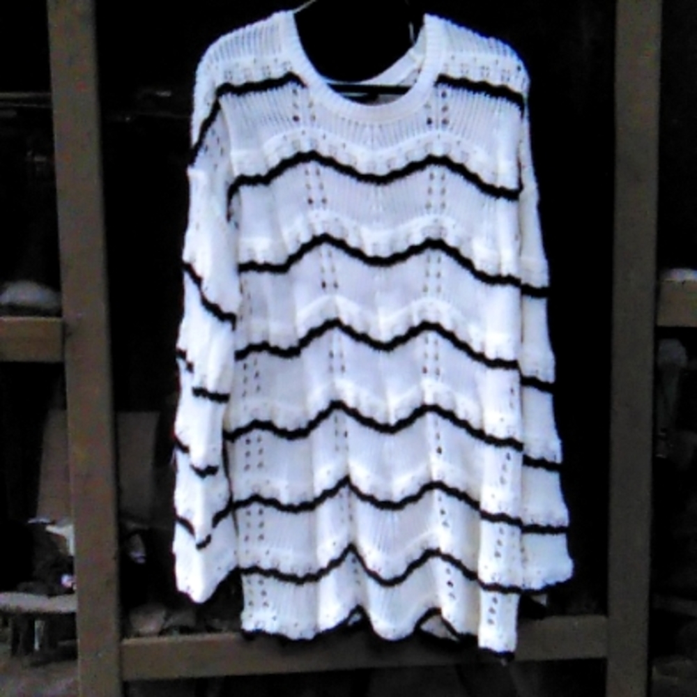 Lane Bryant sweater, women's Size  18/20